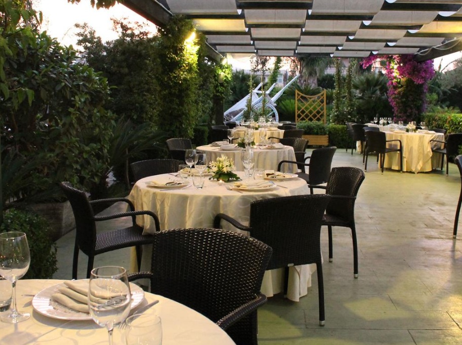 HOTEL POMPEI RESORT