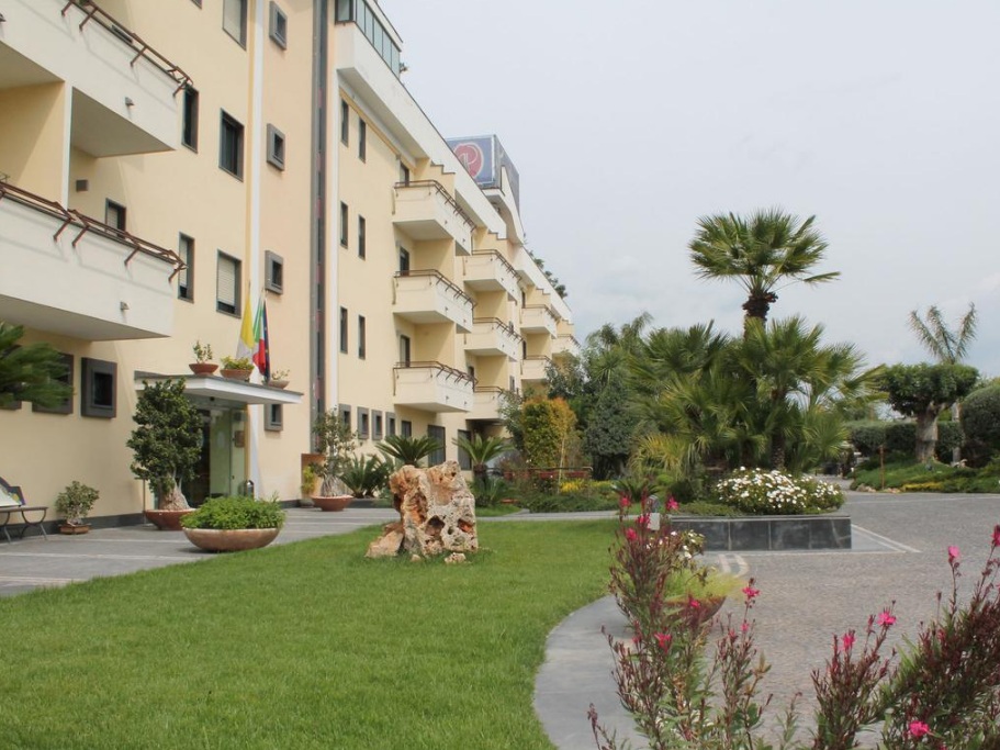 HOTEL POMPEI RESORT