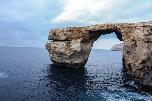 MALTA PUENTE OCTUBRE: Vuelos directos + 3 noches hotel Spa 4* con piscina SÓLO 150 EUROS