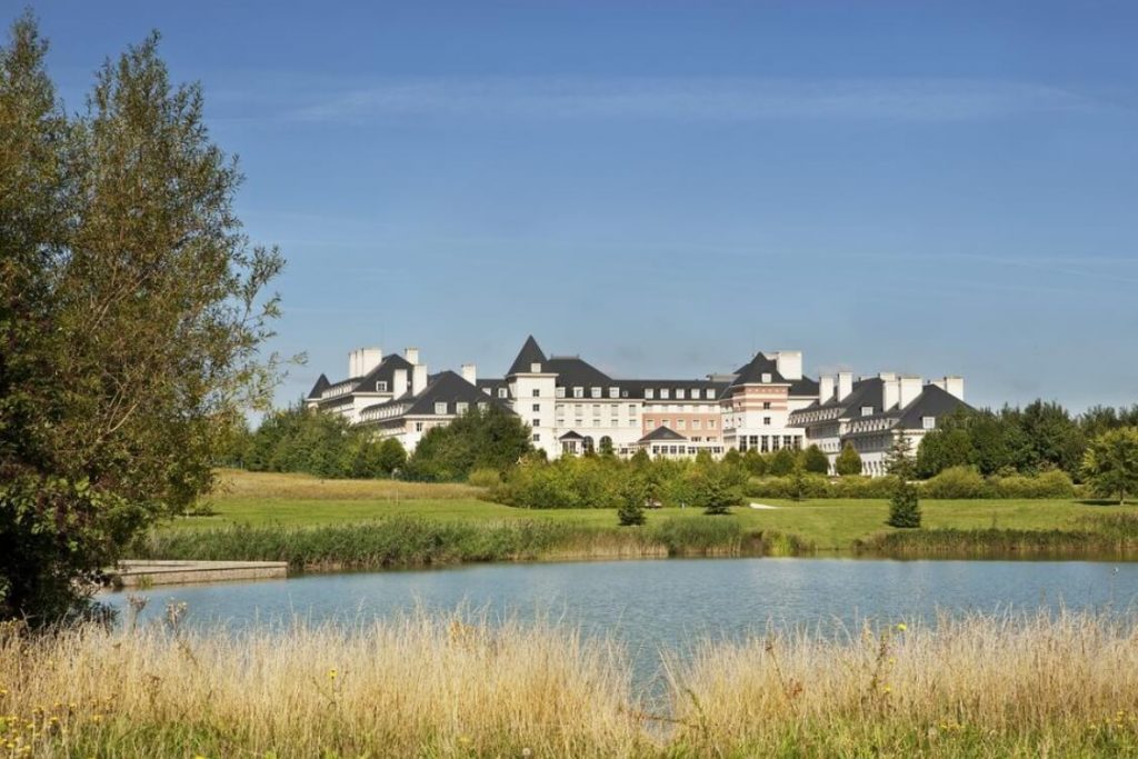 Hotel Vienna dream Castle Disney