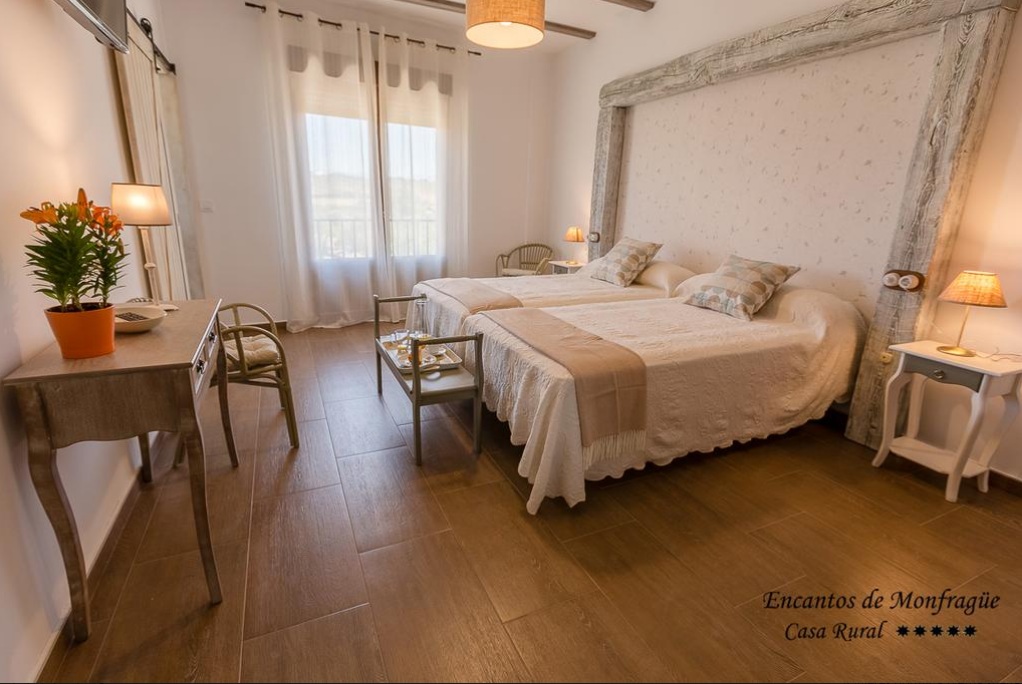 ESCAPADA ROMÁNTICA CÁCERES
