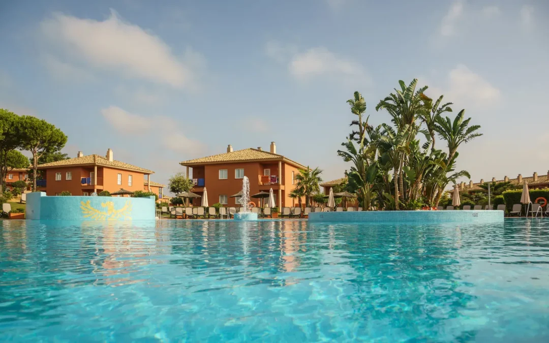 COSTA DE CÁDIZ en Junio: Hotel 4* en Chiclana con piscina por SÓLO 32 Euros p/p