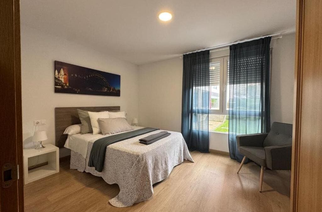 GALICIA CHOLLAZO: Apartamento en LUGO hasta cuatro pax SÓLO 12 Euros p/p