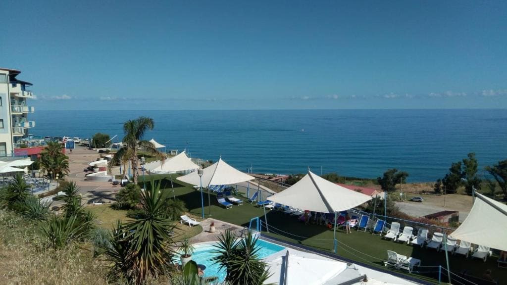 SICILIA Fin de semana: Hotel Spa 4* frente a la playa por SÓLO 8 Euros p/p