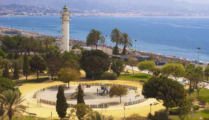 MÁLAGA AGOSTO CHOLLAZO: Hotel FRENTE AL MAR con desayuno incluido por SÓLO 14 Euros p/p