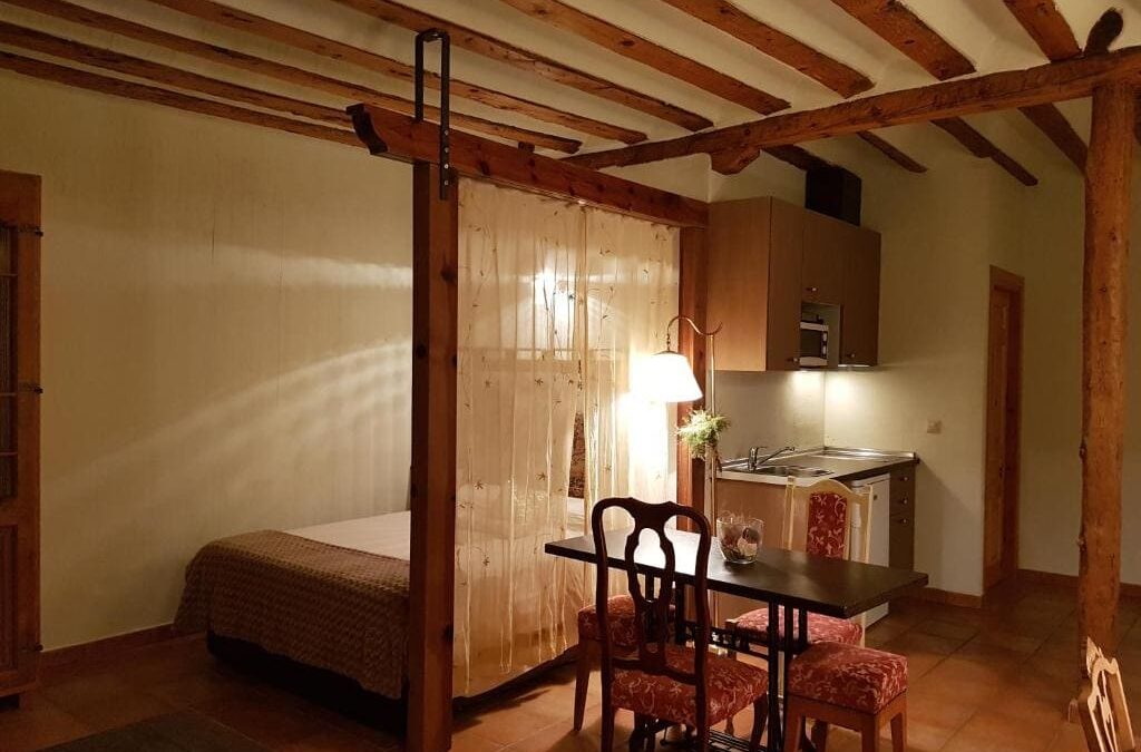 CUENCA ÚLTIMA HORA: Apartamentos dos dormitorios casco histórico hasta cuatro pax SÓLO 4 Euros p/p