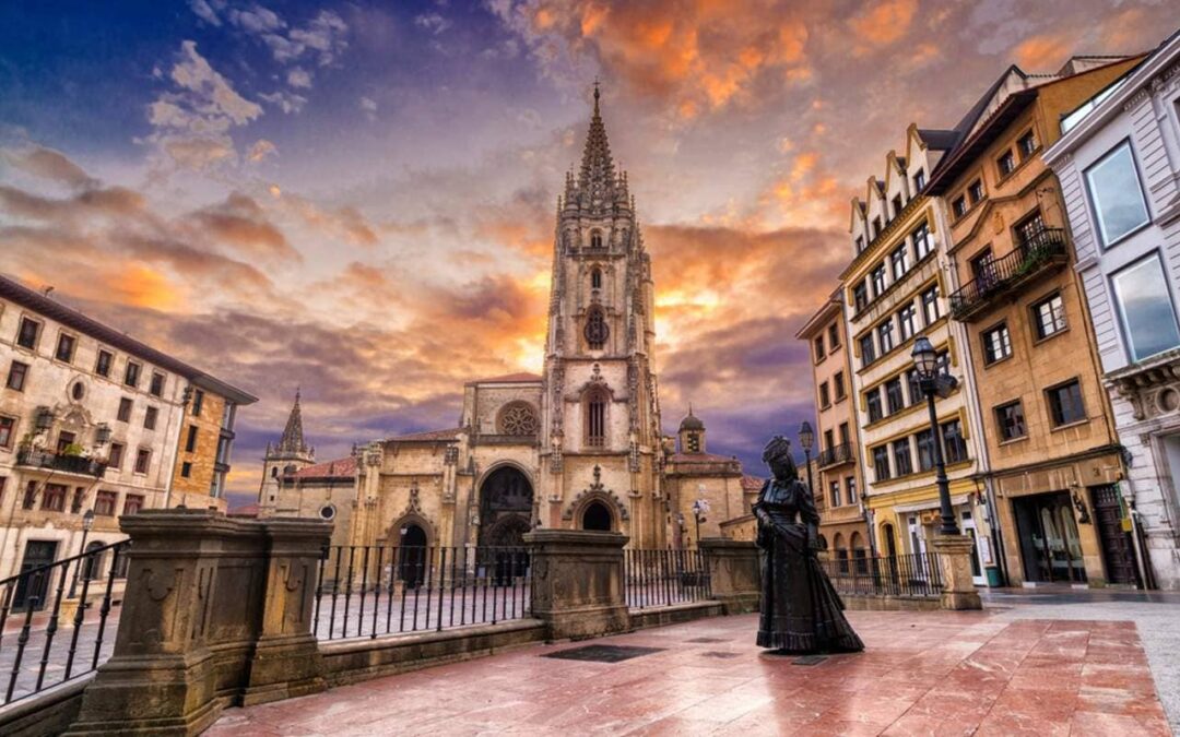 OVIEDO FIN DE SEMANA: Hotel en el centro histórico por SÓLO 3 Euros p/p