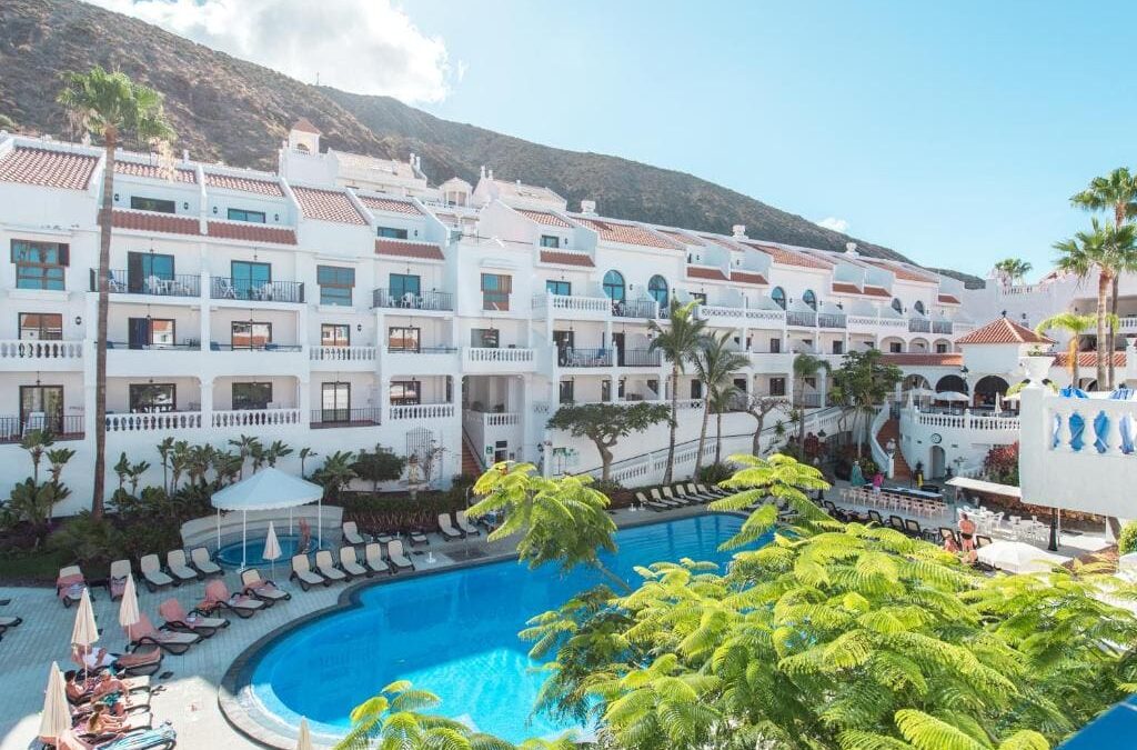TENERIFE ÚLTIMA HORA: Apartahotel con piscina junto playa por SÓLO 4 Euros p/p